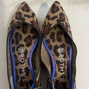 Rothy’s Leopard Print Point shoe in Size 6